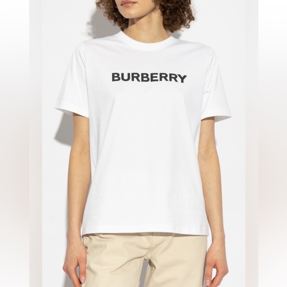 NWT AUTHENTIC BURBERRY WHITE TEE SHIRT WITH FREE SHIPPING
